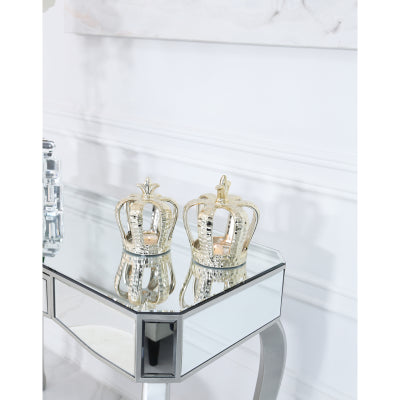 Gold Crown Display